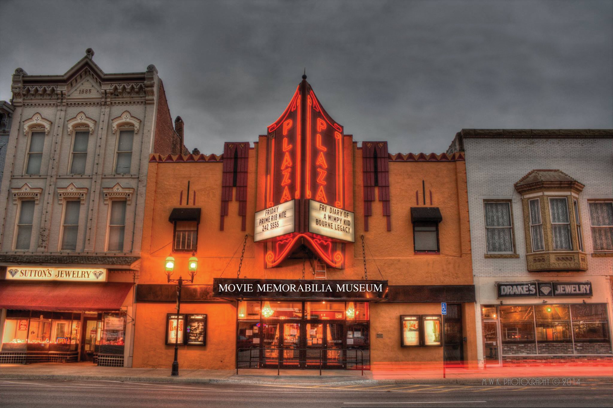 The oldest movie theater in the world is in this tiny Kansas town.